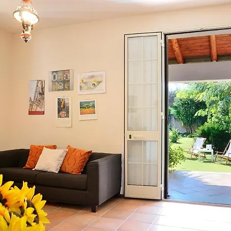 Sole Con Accesso Diretto Holiday home Santa Maria Del Focallo